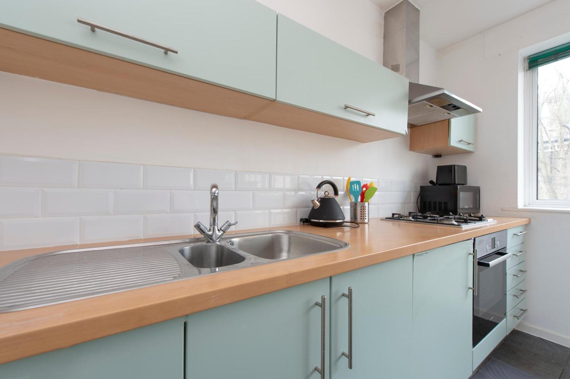 Modern Luxury Apartment By Bow Road Station London Exterior foto