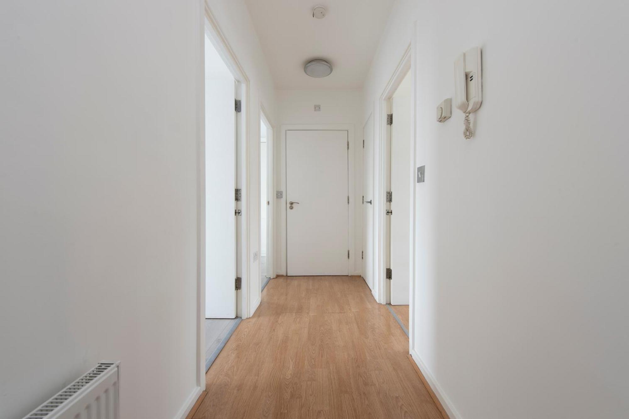 Modern Luxury Apartment By Bow Road Station London Exterior foto